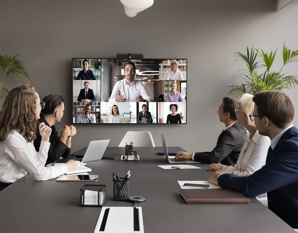 modern-office Telecommunications & Connectivity